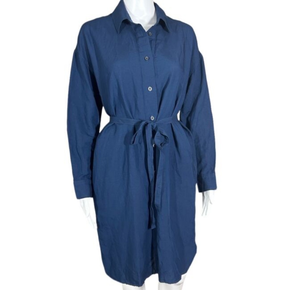 Women’s dress shirt